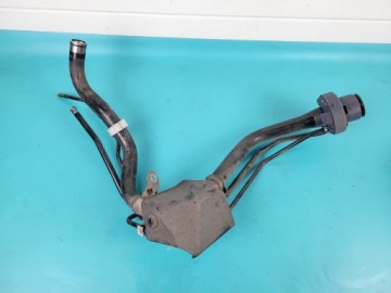 TOYOTA AURIS II LIFT 18r Заправочный трубопровод