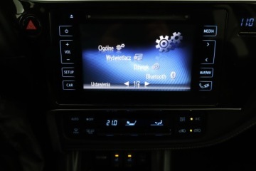 Toyota Auris II Touring Sports Facelifting 1.6 Valvematic 132KM 2017 Toyota Auris 1.6 Valvematic, Salon Polska, Klima, zdjęcie 17