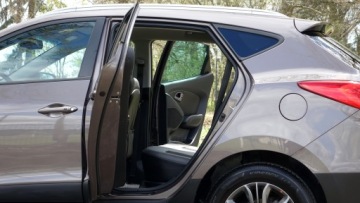 Hyundai ix35 SUV Facelifting 1.7 CRDi 115KM 2014 HYUNDAI iX35 . Klimatronik .. Ledy .. Navi . Kamera .. PDC .. Grzane Fotele, zdjęcie 8