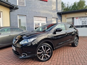 Nissan Qashqai II Crossover 1.2 DIG-T 115KM 2014 Nissan Qashqai Benzyna Tekna Navigacja Panorama, zdjęcie 3
