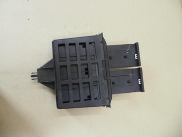 VW Bora Golf IV КАССЕТНЫЙ ПАНЕЛИ 1J0857058B