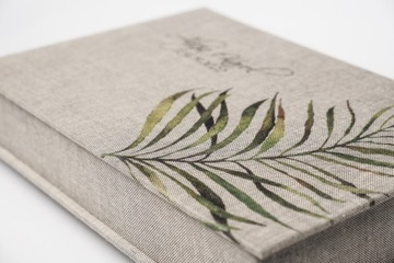 Коробка для принтов с холщовой обложкой с растительными мотивами, 15х23