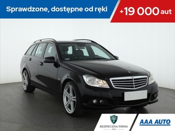 Mercedes Klasa C W204 Kombi T204 1.8 180 CGI BlueEFFICIENCY 156KM 2011 Mercedes C C 180, Automat, Skóra, Navi, Klima