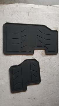 NOWE ORYGINALNE dywaniki gumowe 3-ciego rzędu SEAT TARRACO 5FJ061500A