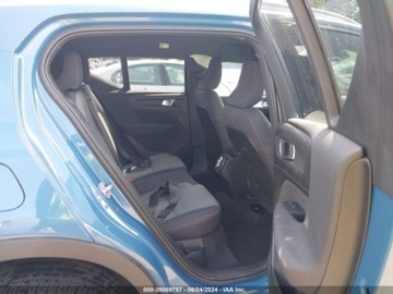 Volvo XC40 2023 Volvo XC 40 2023r, B5, 4x4, 2.0L 2.0 Benzyna 252KM, zdjęcie 11
