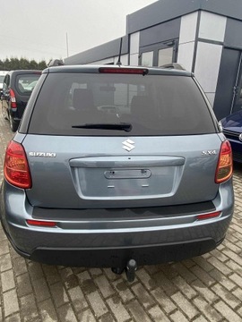 Suzuki SX4 I Hatchback 1.6 i 16V VVT 107KM 2007 Suzuki SX4 1,6 2007, zdjęcie 5