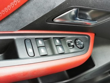 Citroen C4 III E-C4 EV 136 136KM 2021 CITROEN E-C4 EV 136 136KM, Automat, Bogate wyposażenie, zdjęcie 24