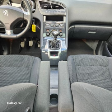 Peugeot 5008 I Minivan Facelifting 1.6 THP 156KM 2015 Peugeot 5008 Aluminiowe Felgi Czujniki ParkowaniaNawigacjaGwarancja Vip, zdjęcie 24