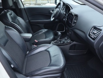 Jeep Compass II SUV 2.0 MJD 140KM 2017 Jeep Compass 2.0 MultiJet, Salon Polska, zdjęcie 8