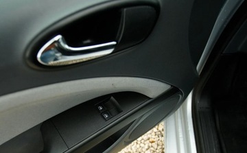 Seat Leon II 1.6 MPI 102KM 2006 Seat Leon 1.6 MPI 102KM Kliamtyzacja duzy ekran nowe hamulce po seriwise, zdjęcie 18