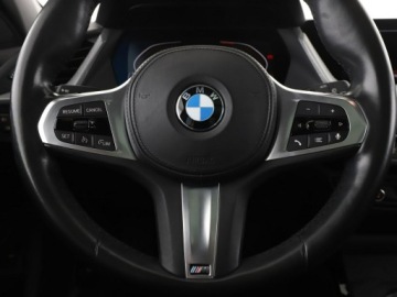 BMW Seria 1 F20-F21 Hatchback 3d Facelifting 2017 120d 190KM 2019 BMW 120 2.0d Automat xDrive Luxury Panorama Navi, zdjęcie 20