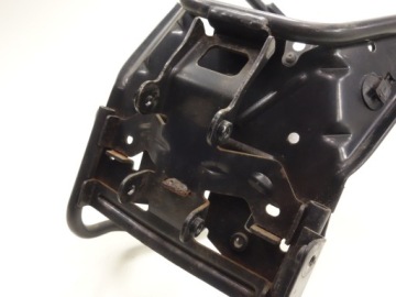 Peugeot Satelis 125 Крепление козырька обтекателя на раму