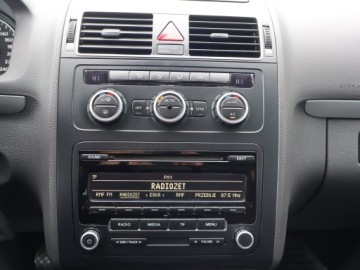 Volkswagen Touran II 1.6 TDI 90KM 2012 VW Touran 1.6 TDI, Salon Polska, Klima, zdjęcie 11