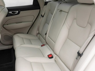 Volvo XC60 II 2021 Volvo XC 60 LU043MS#B4 B Inscription Szklany dach, zdjęcie 25