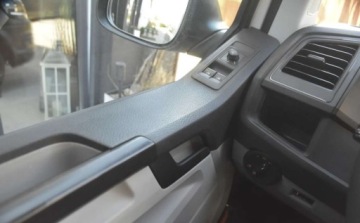 Volkswagen Caravelle T6 Transporter 2.0 TDI 102KM 2016 Volkswagen Transporter Volkswagen Transporter 2.0 Diesel 102KM, zdjęcie 22
