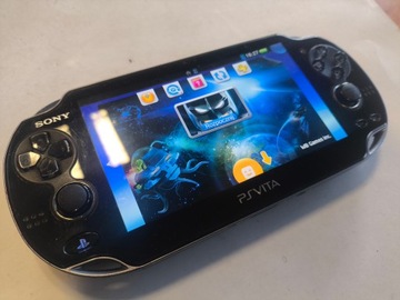 KONSOLA SONY PS VITA OLED WI-FI + KARTA 8GB + GRA + USB + ETUI