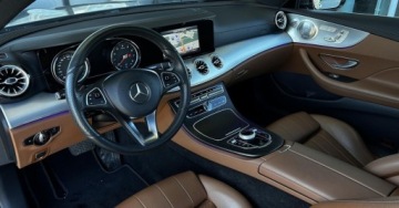 Mercedes Klasa E W213 Cabrio 2.0 200 184KM 2017 Mercedes-Benz Klasa E Salon PL Kamera Czujniki Burmester Pamiec foteli FV, zdjęcie 9