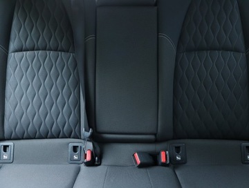 Toyota Corolla XII Sedan 1.8 Hybrid 122KM 2019 Toyota Corolla 1.8 Hybrid, Salon Polska, zdjęcie 9