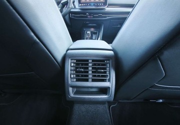 Volkswagen Golf VIII 2025 Volkswagen Golf R-Line Pakiety, FV 23, Kamera 360, ACC, Podgrzewane fotel, zdjęcie 17