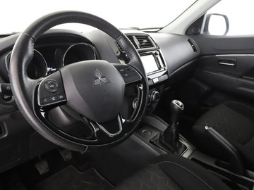 Mitsubishi ASX I SUV Facelifting 2019 2.0 150KM 2019 Mitsubishi ASX Kamera cofania Hak Klimatyzacja, zdjęcie 13