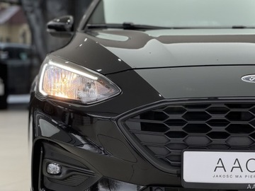 Ford Focus III Kombi Facelifting 1.5 TDCi 120KM 2018 Ford Focus ST Line / CarPlay/AndroidAuto / Nawigac, zdjęcie 37