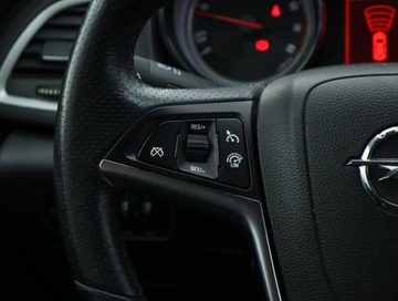 Opel Astra J Hatchback 5d 1.4 Turbo ECOTEC 140KM 2012 Opel Astra 1.4 T, GAZ, VAT 23%, Klima, zdjęcie 16