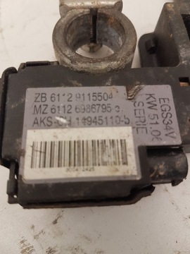 BMW 5 E60 E61 2005 MÍNUS / KLIKA PŘÍVOD AKUMULÁTORU
