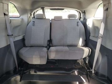 Toyota Sienna III 2022 Toyota Sienna LE 2022 2.5l 2.5 Hybryda 245KM, zdjęcie 10