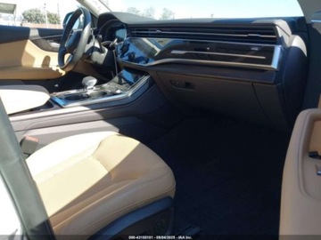 Audi Q8 2023 Audi Q8 Premium Plus 55 Tfsi Quattro Tiptronic 2023 3.0l 3.0 Benzyna 335KM, zdjęcie 9