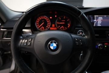 BMW Seria 3 E90-91-92-93 Touring E91 2.0 318d 143KM 2011 BMW 318 Podgrzewane fotele*Jasne skóry*Klima, zdjęcie 12