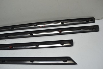 Mercedes W116 S Боковые молдинги кузова в сборе