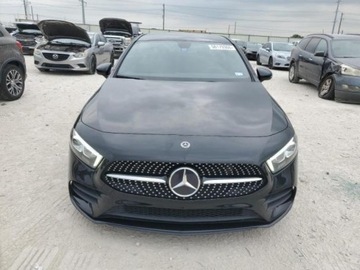 Mercedes Klasa A W177/V177 2022 Mercedes-Benz Klasa A 220, 2022r., 2.0L 2.0 Benzyna 188KM, zdjęcie 4