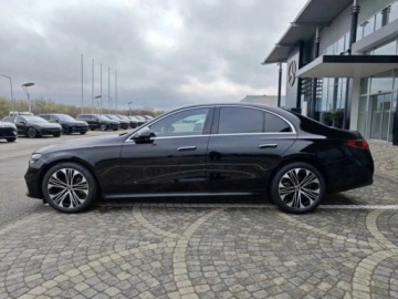 Mercedes Klasa E W214 Sedan 2.0 200 204KM 2025 E Klasa 200 4-Matic Avantgarde 2.0 (204KM) 2025, zdjęcie 2
