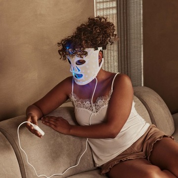 Silk'n Facial LED Mask 100 для ухода за белой кожей