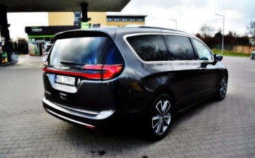 Chrysler Pacifica II 3.6 V6 291KM 2021 Chrysler Pacifica LPG - BRC , 8 miejsc, Zadbana 3.6 BenzynaLPG 291KM, zdjęcie 2