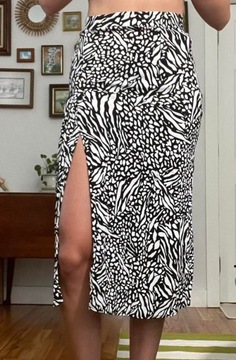 H&M spódnica midi rozcięcie rozporek ołówkowa wzór print zebra trapezowa L