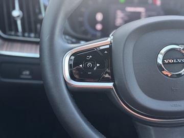 Volvo XC60 II 2023 Volvo XC 60 B5 AWD | Ultimate Dark | Mild Hybrid |, zdjęcie 6