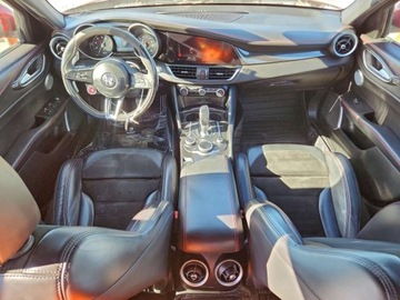 Alfa Romeo Giulia II 2017 Alfa Romeo Giulia Quadrifoglio 2017 2.9 Benzyna 505KM, zdjęcie 8