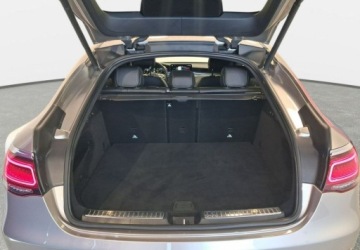 Mercedes GLC C254/X254 2022 Mercedes-Benz GLC 2.0 197KM 4matic 2022r., Salon PL, I wlasciciel, Hak, VA, zdjęcie 2