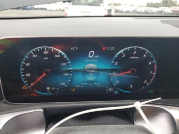 Mercedes GLB 2021 Mercedes-Benz GLB 2021, 2.0L, od ubezpieczalni 2.0 Benzyna 221KM, zdjęcie 10