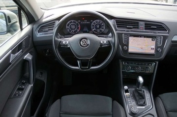 Volkswagen Tiguan I SUV Facelifting 2.0 TDI BlueMotion Technology 150KM 2016 Volkswagen Tiguan 2.0 TDI CR 150 KM, 4x4, Navi, Kamera360, Virtual, Panora, zdjęcie 10