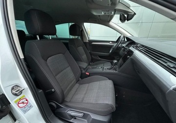 Volkswagen Passat B8 Limousine Facelifting 1.5 TSI EVO 150KM 2021 Volkswagen Passat Business Pakiety, ACC, Kamera, GPS, Podgrzewane fotele,, zdjęcie 16