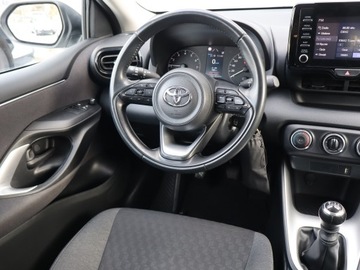 Toyota Yaris IV Hatchback 1.5 Dynamic Force 125KM 2023 Toyota Yaris 1.5 VVT-i, Salon Polska, zdjęcie 6