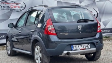Dacia Sandero I Hatchback 5d 1.6 MPI 87KM 2009 Dacia Sandero Stepway 1.6 87 KM I rej 2010 r. Navi bezwypadkowa serwisowa, zdjęcie 24