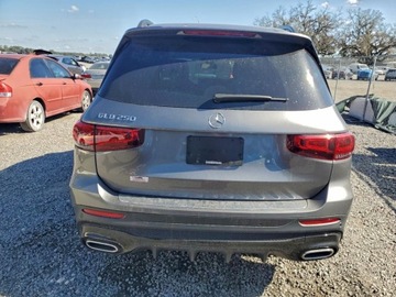 Mercedes GLB 2023 Mercedes-Benz GLB 250 2023 2.0 Benzyna 221KM, zdjęcie 2