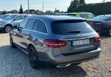 Mercedes Klasa C W205 Kombi Facelifting 2.0 300d 245KM 2020 Mercedes-Benz Klasa C Bogata wersja 2.0 Diesel 245KM, zdjęcie 3