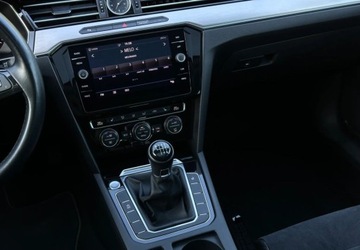 Volkswagen Passat B8 Variant 1.5 TSI EVO 150KM 2019 Volkswagen Passat Volkswagen Passat 1.5 TSI EVO Highline 1.5 Benzyna 150KM, zdjęcie 10