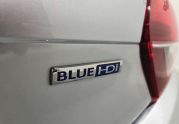 Peugeot 208 I Hatchback 5d Facelifting 1.6 BlueHDi 75KM 2016 Peugeot 208 1.6 dNavi, zdjęcie 23