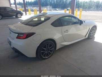 Subaru BRZ I 2022 Subaru BRZ Premium 2022 2.4l 2.4 Benzyna 228KM, zdjęcie 5