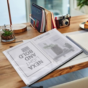 СТУДЕНЧЕСКАЯ СУМКА С ПЛАСТИКОВЫМ КОНВЕРТОМ ИЗ СЕТКИ